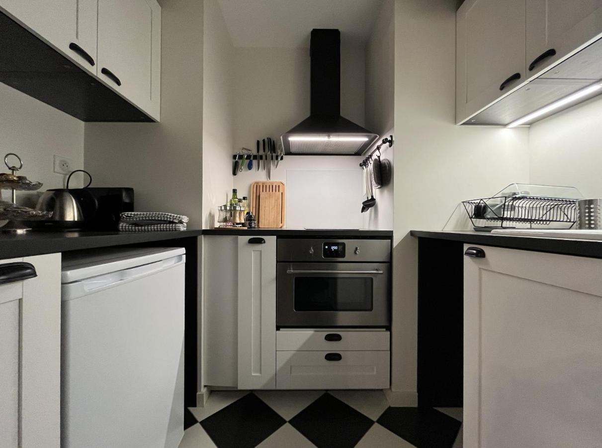 Henri& Henriette Le Studiolo D'Henri Apartment วานส์ ภายนอก รูปภาพ
